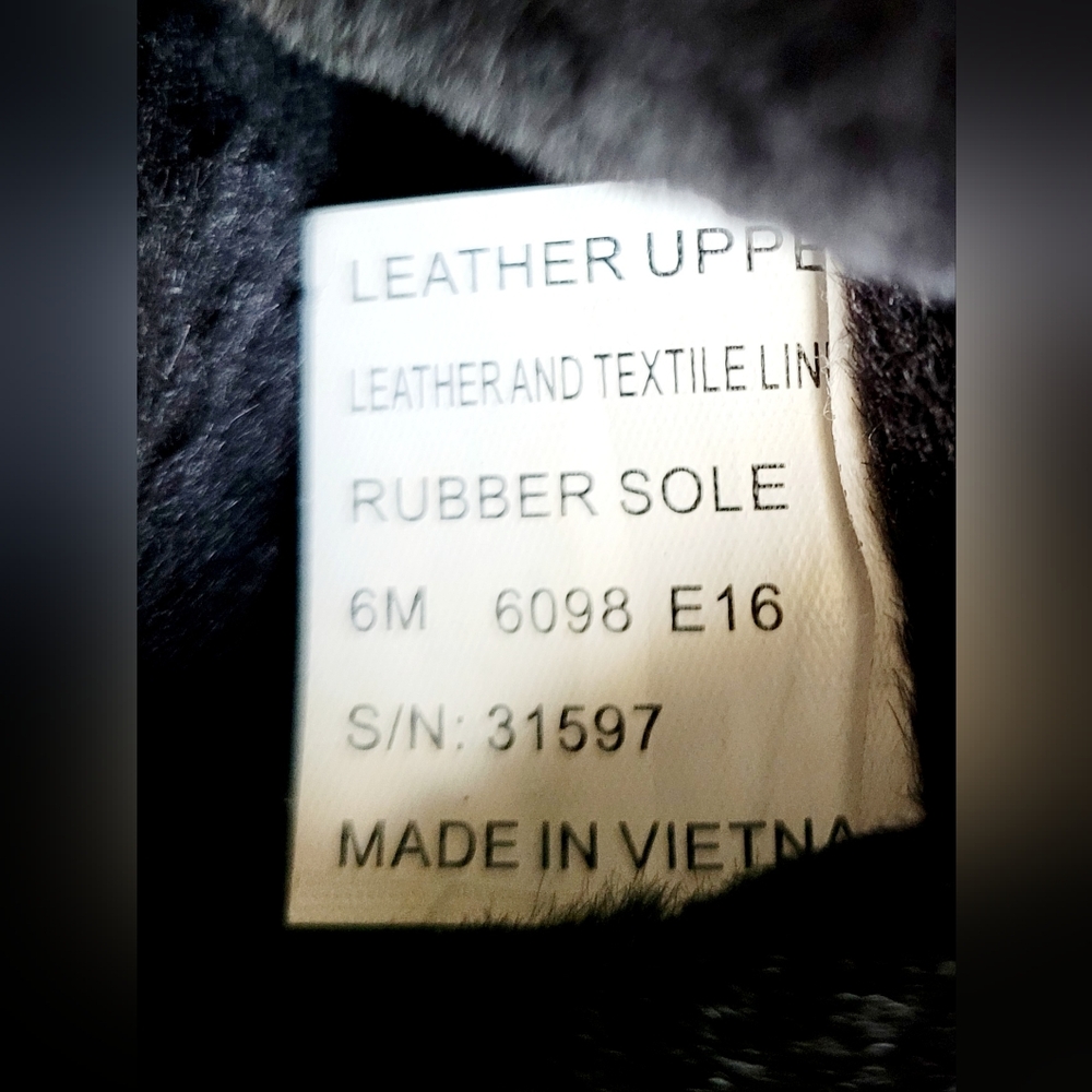 $325 Tory Burch Alana Genuine Suede Shearling Boots Split Pull On Black US6 - Picture 11 of 16